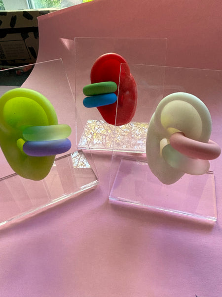 Rainbow ear-cuff