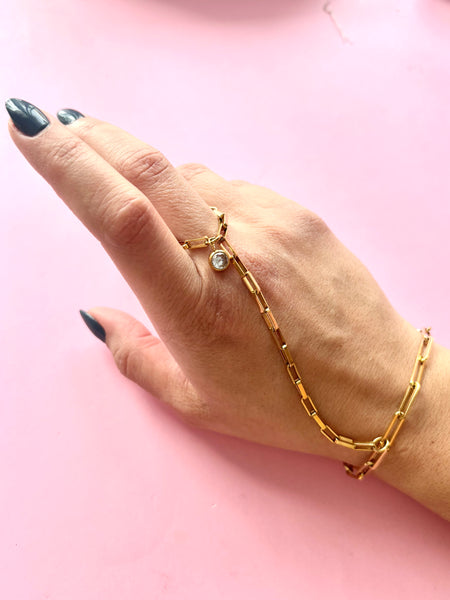 Lyla hand chain