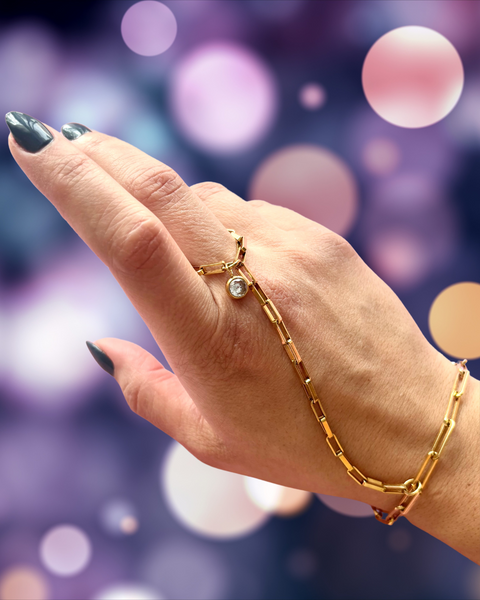 Lyla hand chain